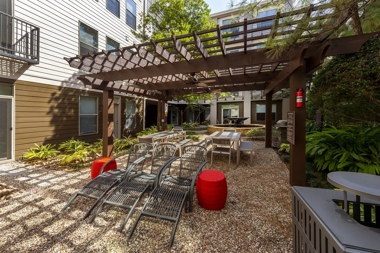 Boardwalk at Town Center Apartments