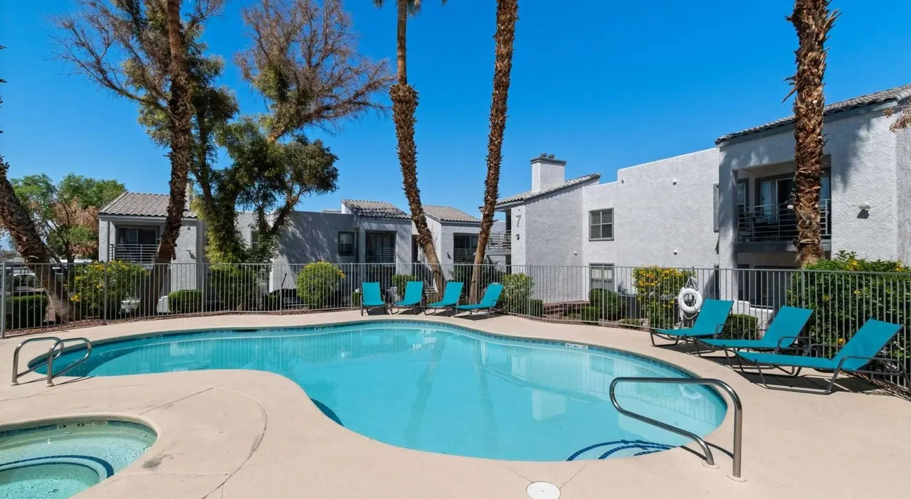 Promontory Point Apartments
