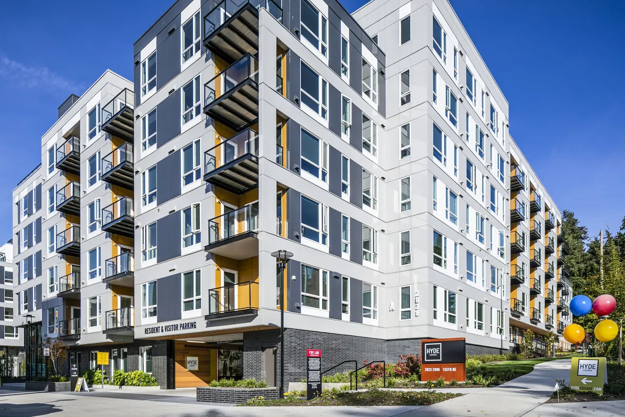 Hyde Square Apartments
