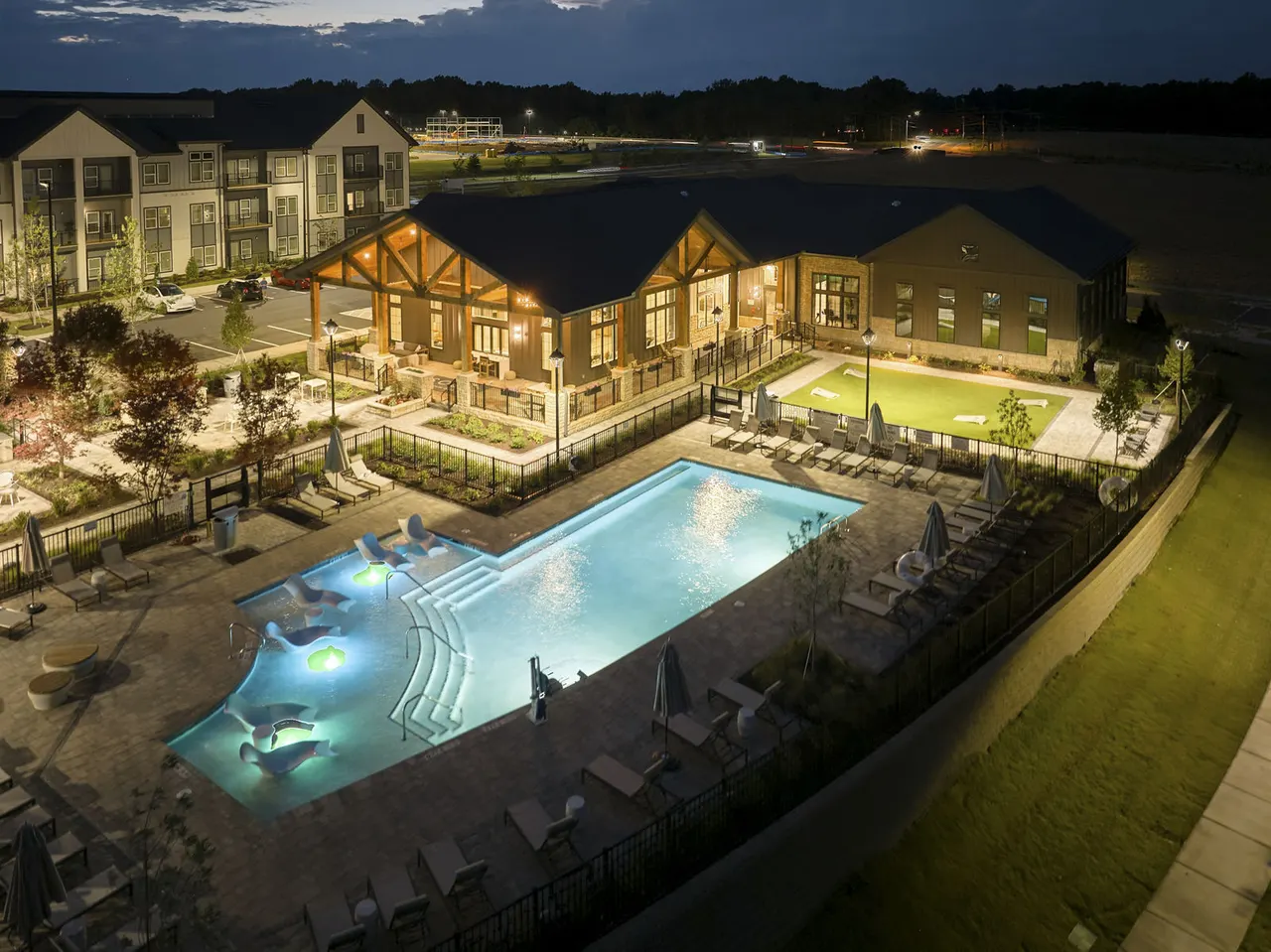 Solis North Creek Apartments
