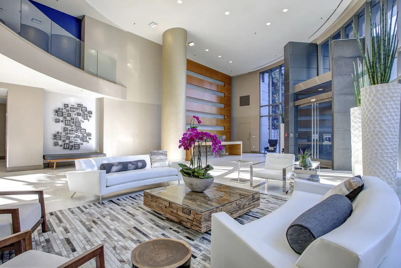 Argenta Apartments