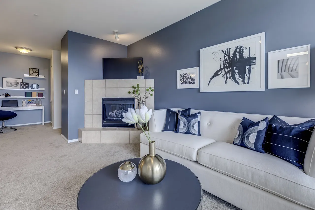 Apex Apartments