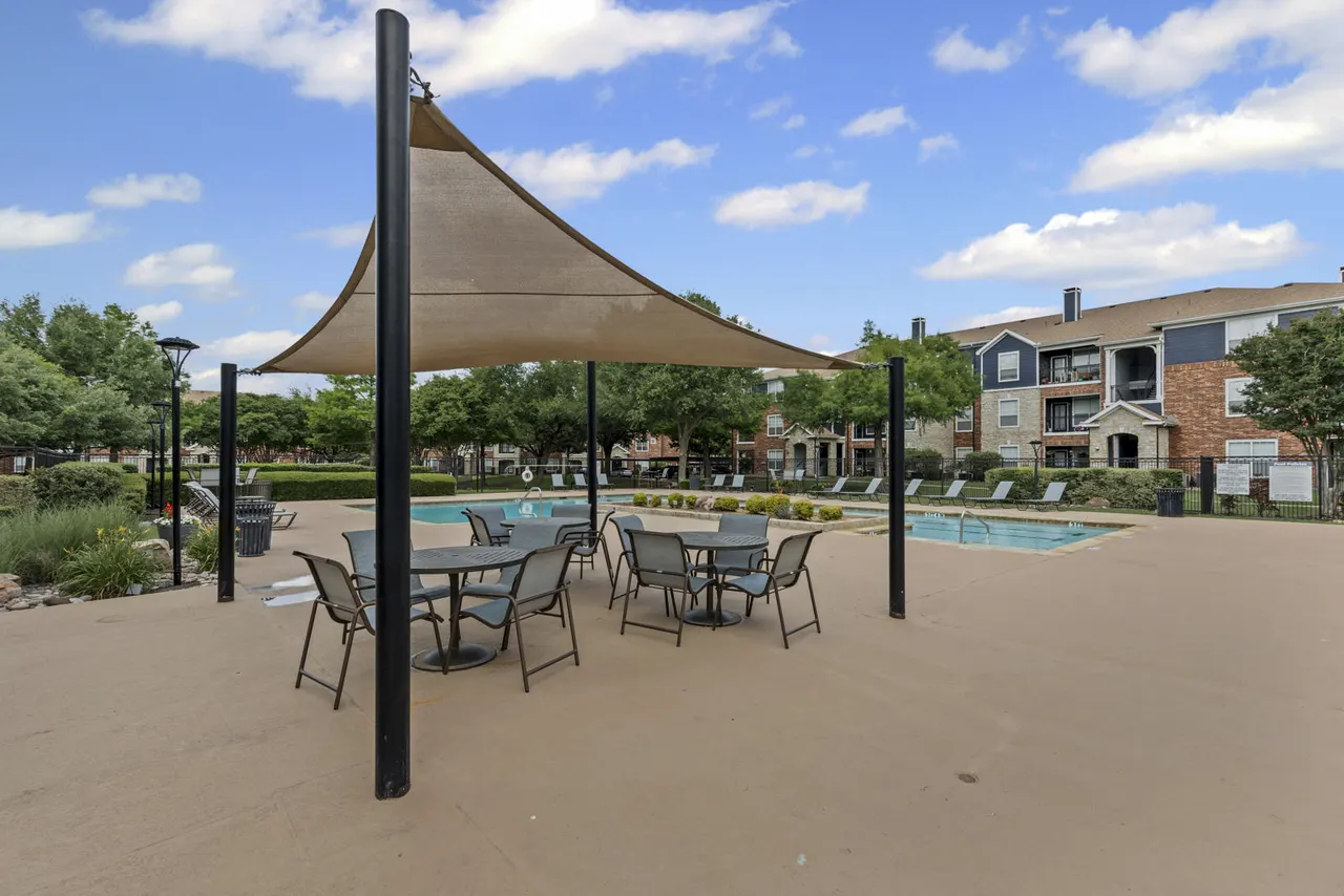Settlers Gate Apartments