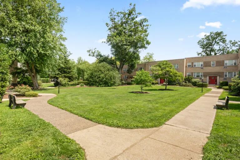 Merion Court Apartments
