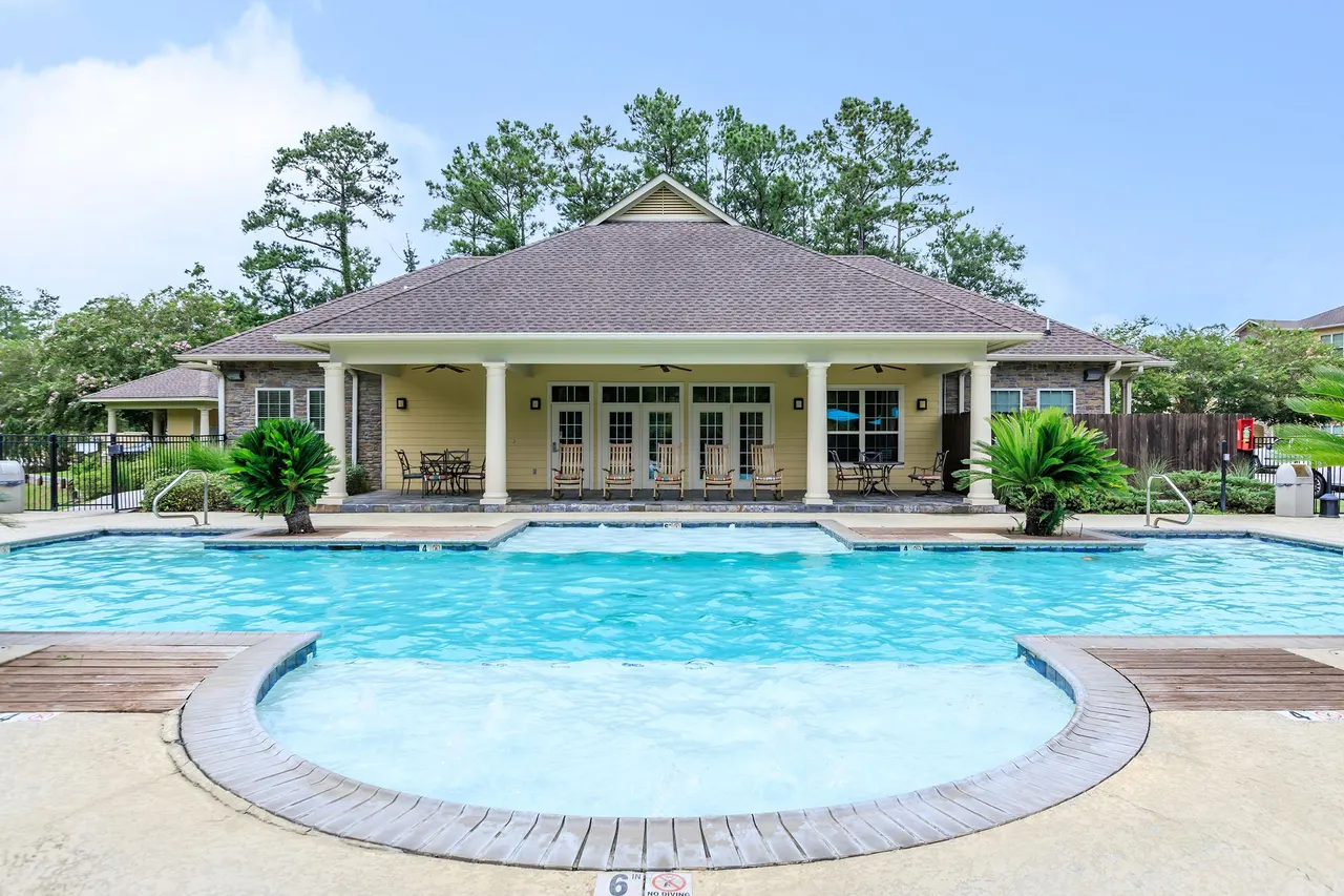 Abita View Apartments