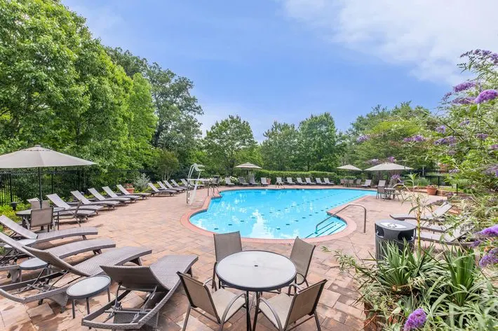 Loudoun Heights Apartments