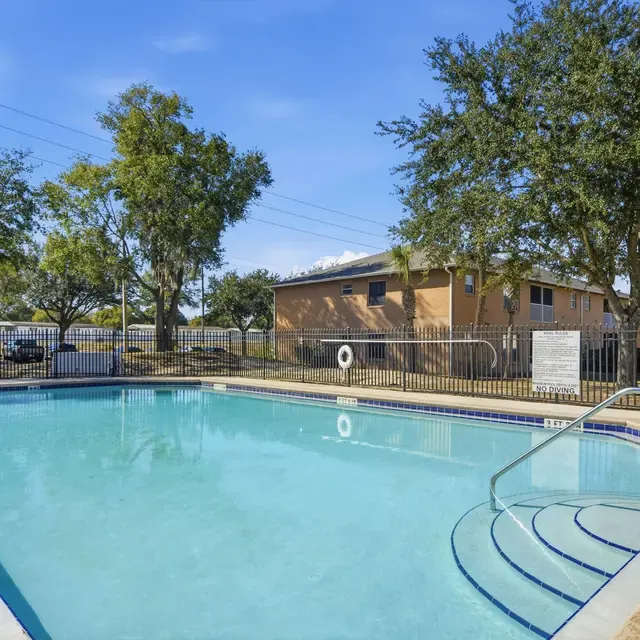 Silver Hill Apartments