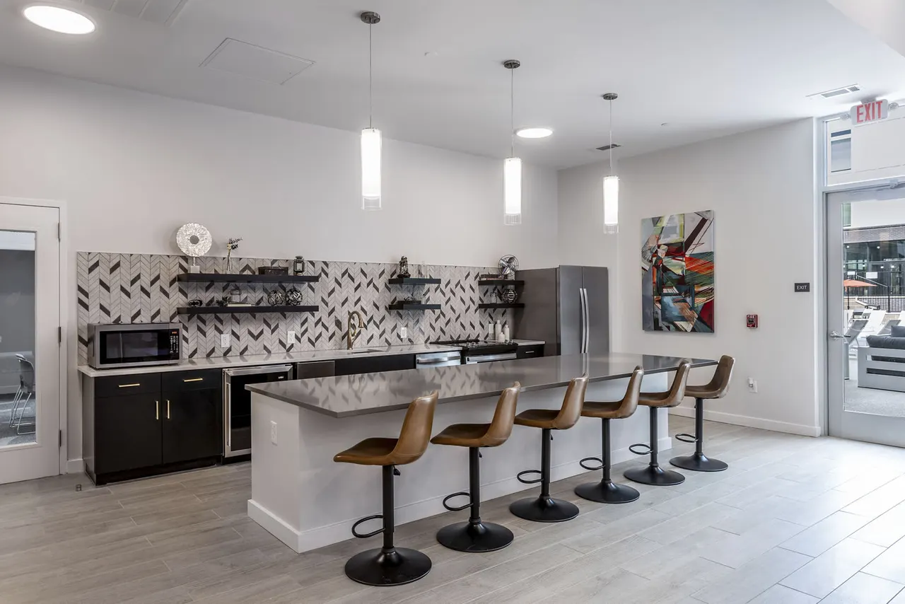 Centro at Pine Nash Apartments