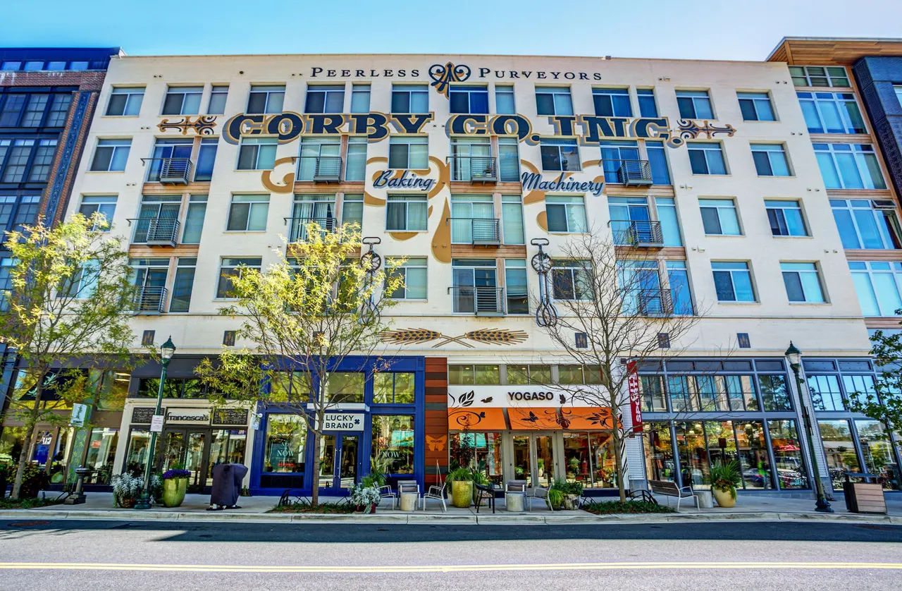 The Henri at Pike &amp; Rose