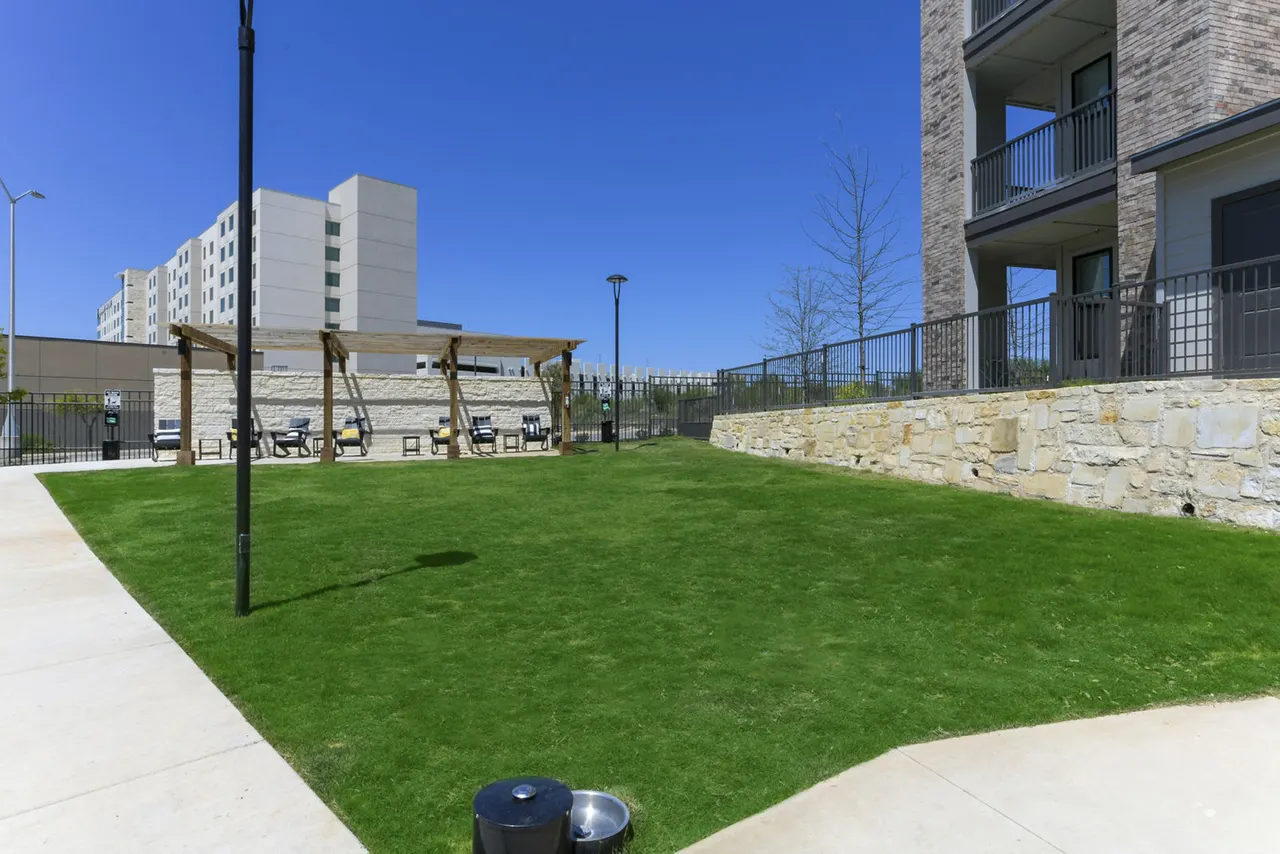 Lenox Grandview