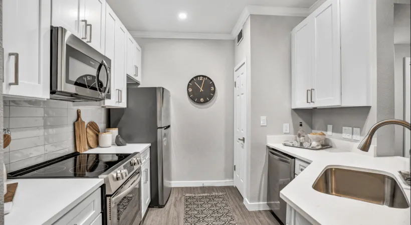 Falconhead Apartments