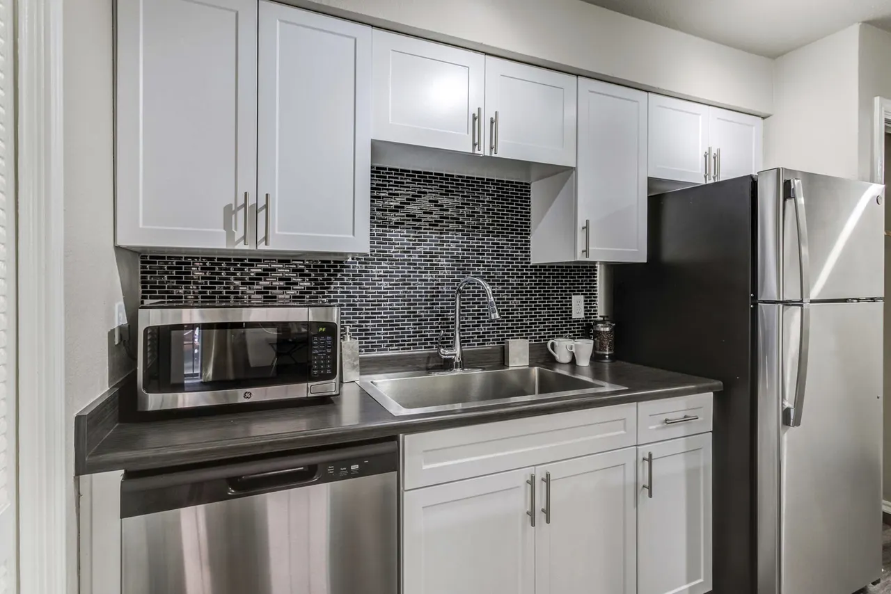 Stratford Station Apartments