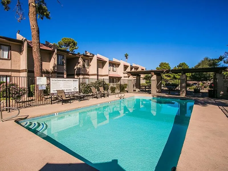 Tamarus Villas Apartments