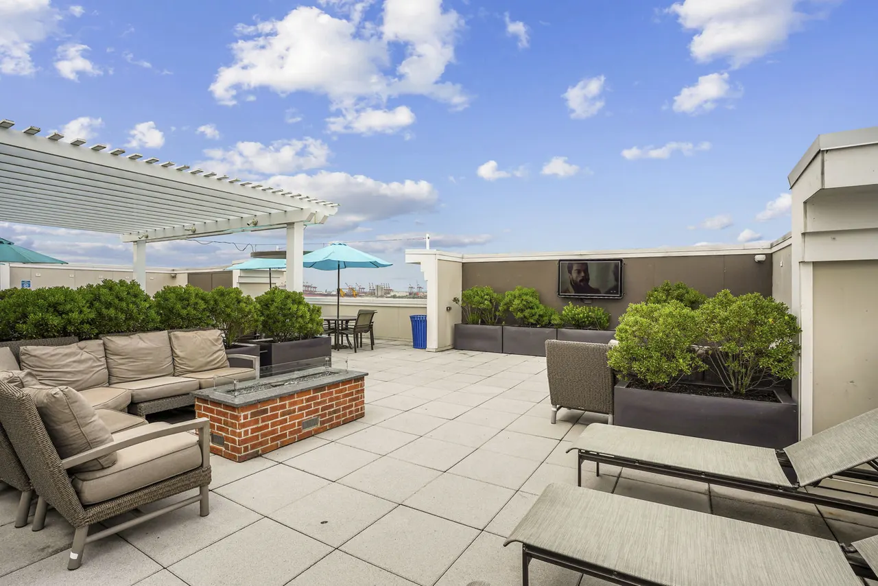 Liberty Bay Club Apartments