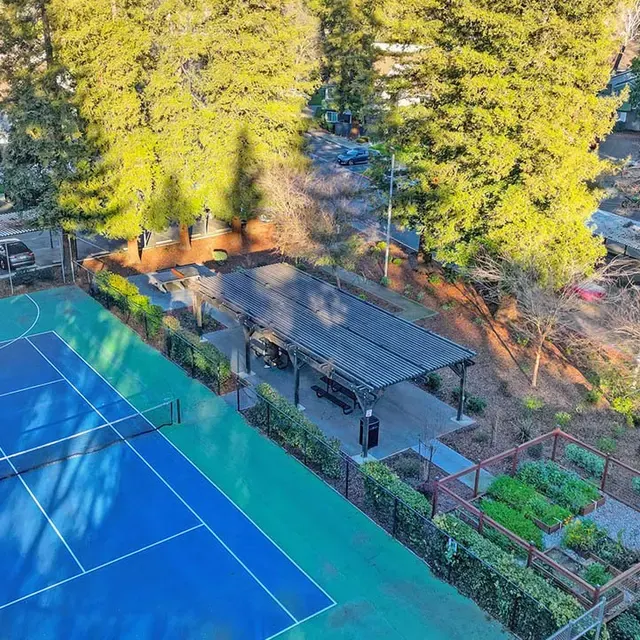Oak Pointe Apartments