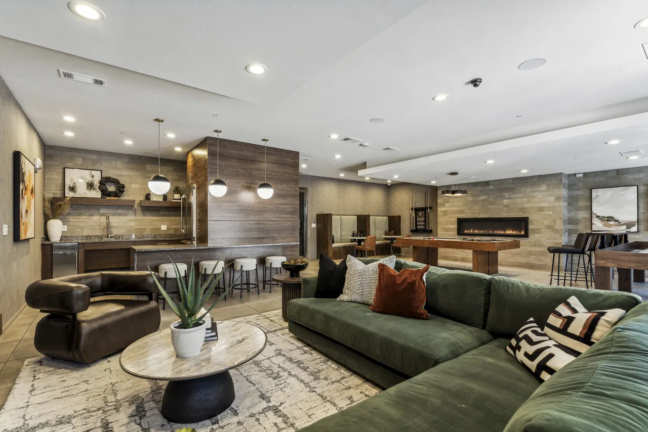 Gallery at Turtle Creek Apartments