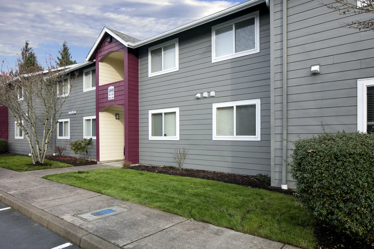 Creekside and Spring Creek Apartments