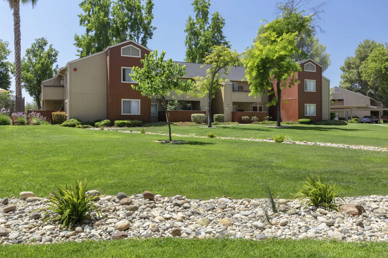 Autumn Springs Apartments