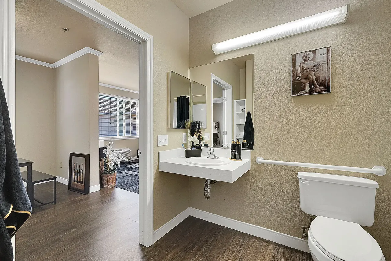 Brentwood Grove Senior Living