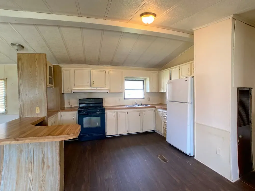 Wooded Estates Mobile Home Community