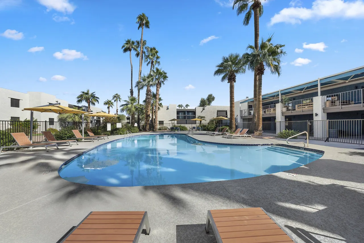 Camellero Apartments