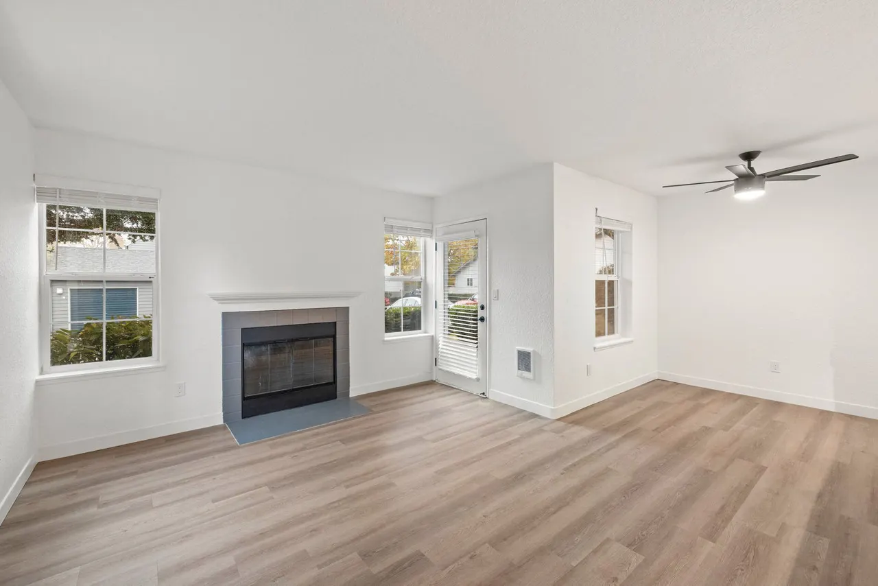 Larkspur Place