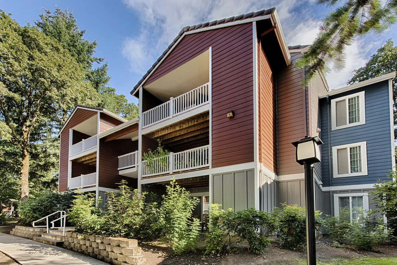 Canyon Creek Apartment Villages