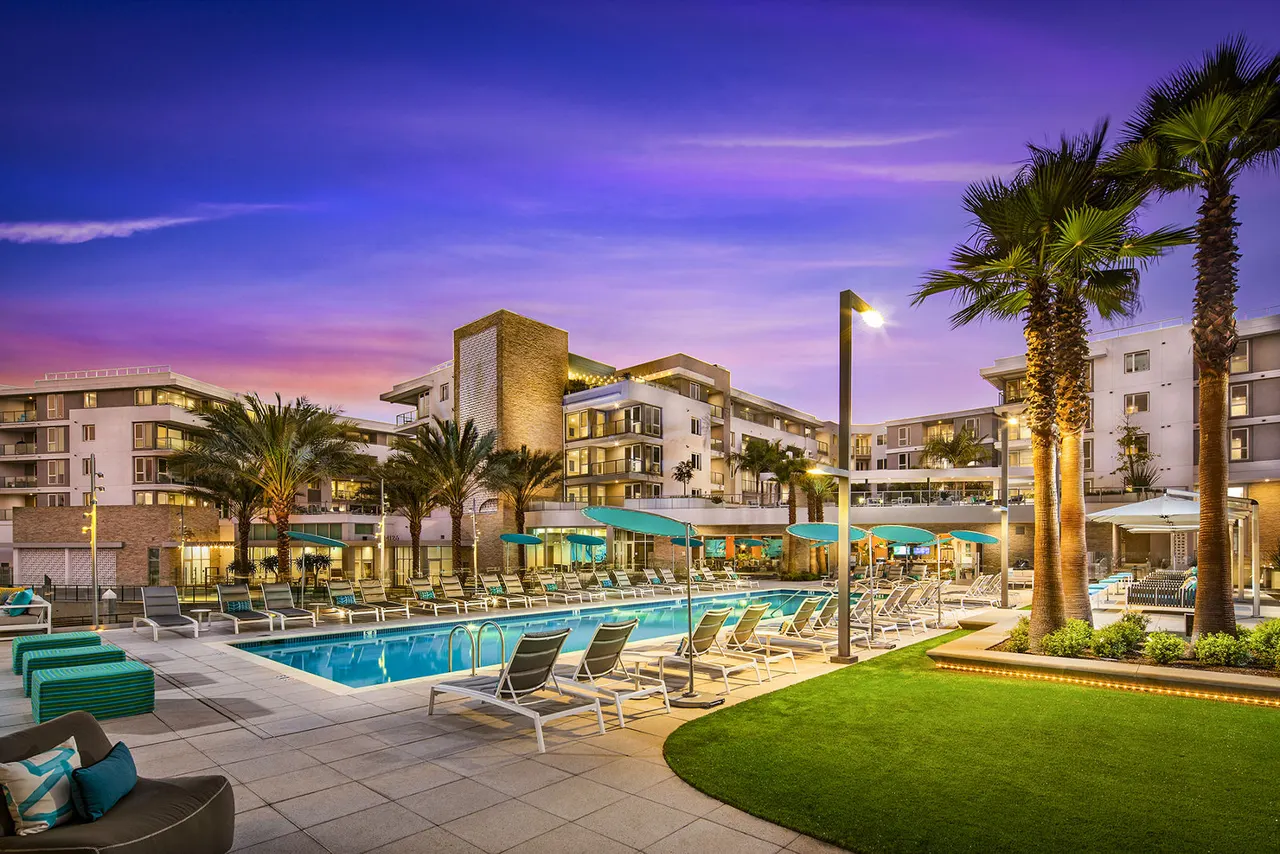 Neptune Marina Apartments