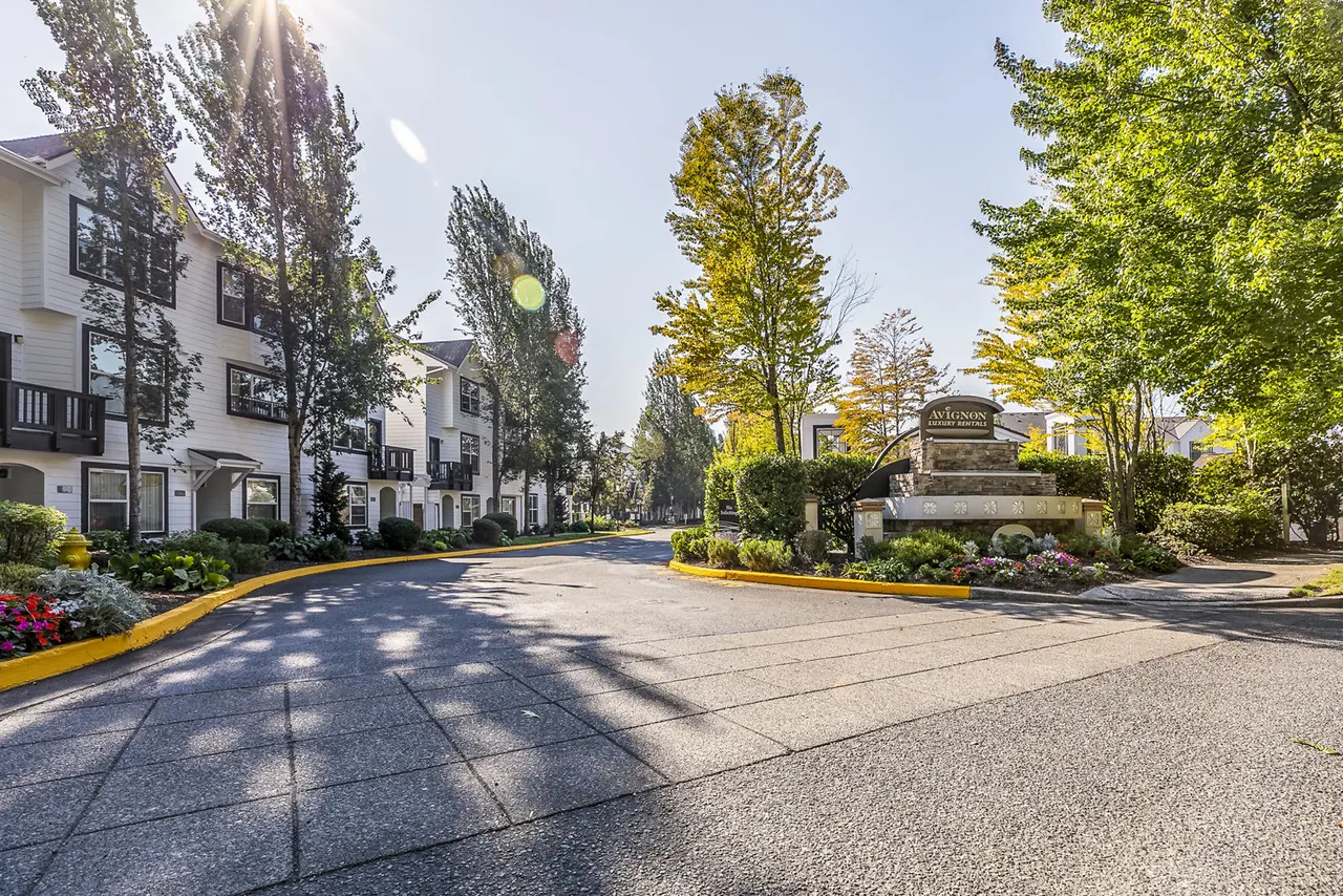 Avignon Townhomes