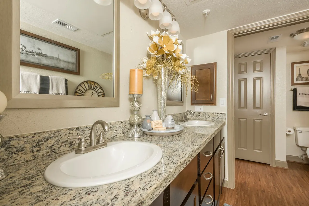 Deerwood Apartments