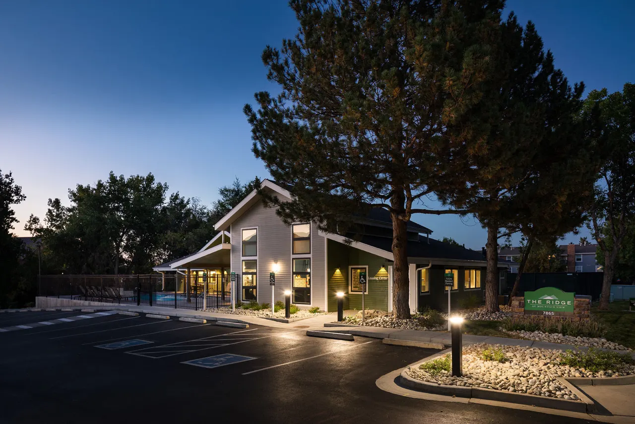 The Ridge at Mountain View Apartments