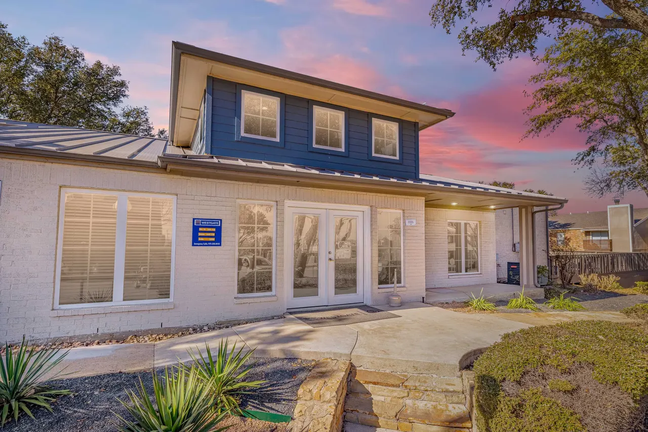 Westgate Apartments