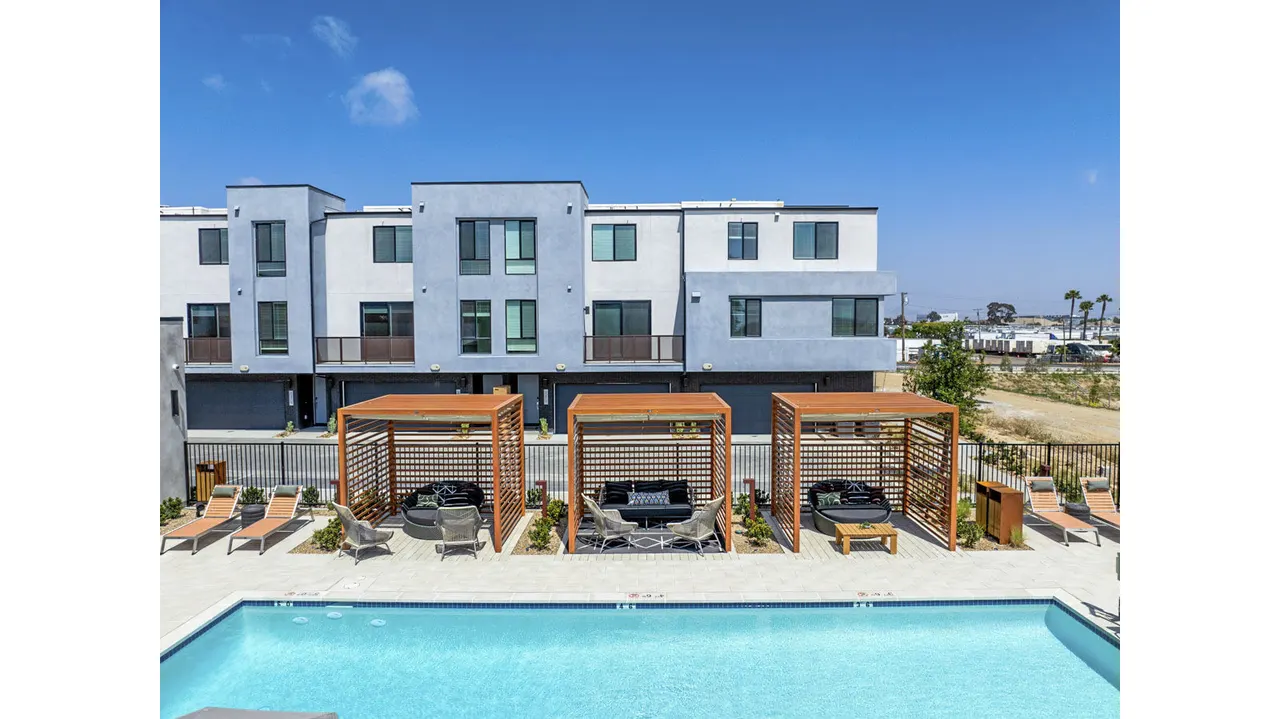 Mason Townhomes at Epoca