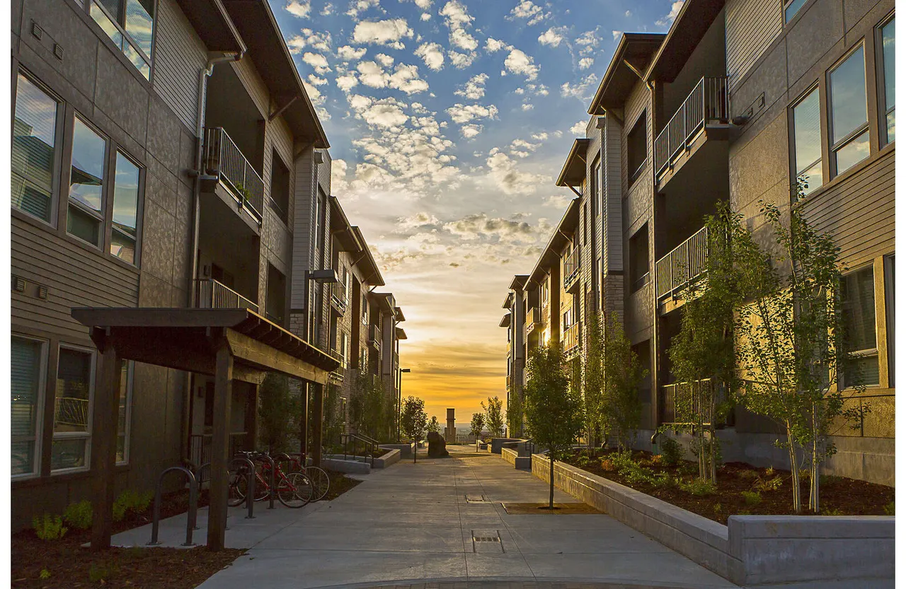 The View at Golden Ridge