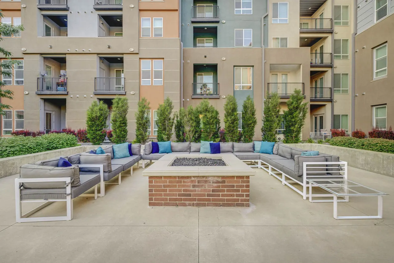 Novi at Jordan Valley Station Apartments