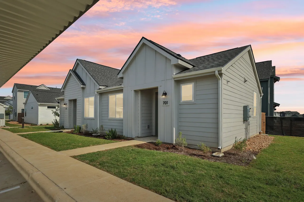 Yardhomes Trailside