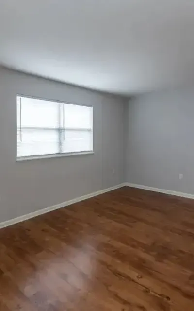 Signal Hill Apartments