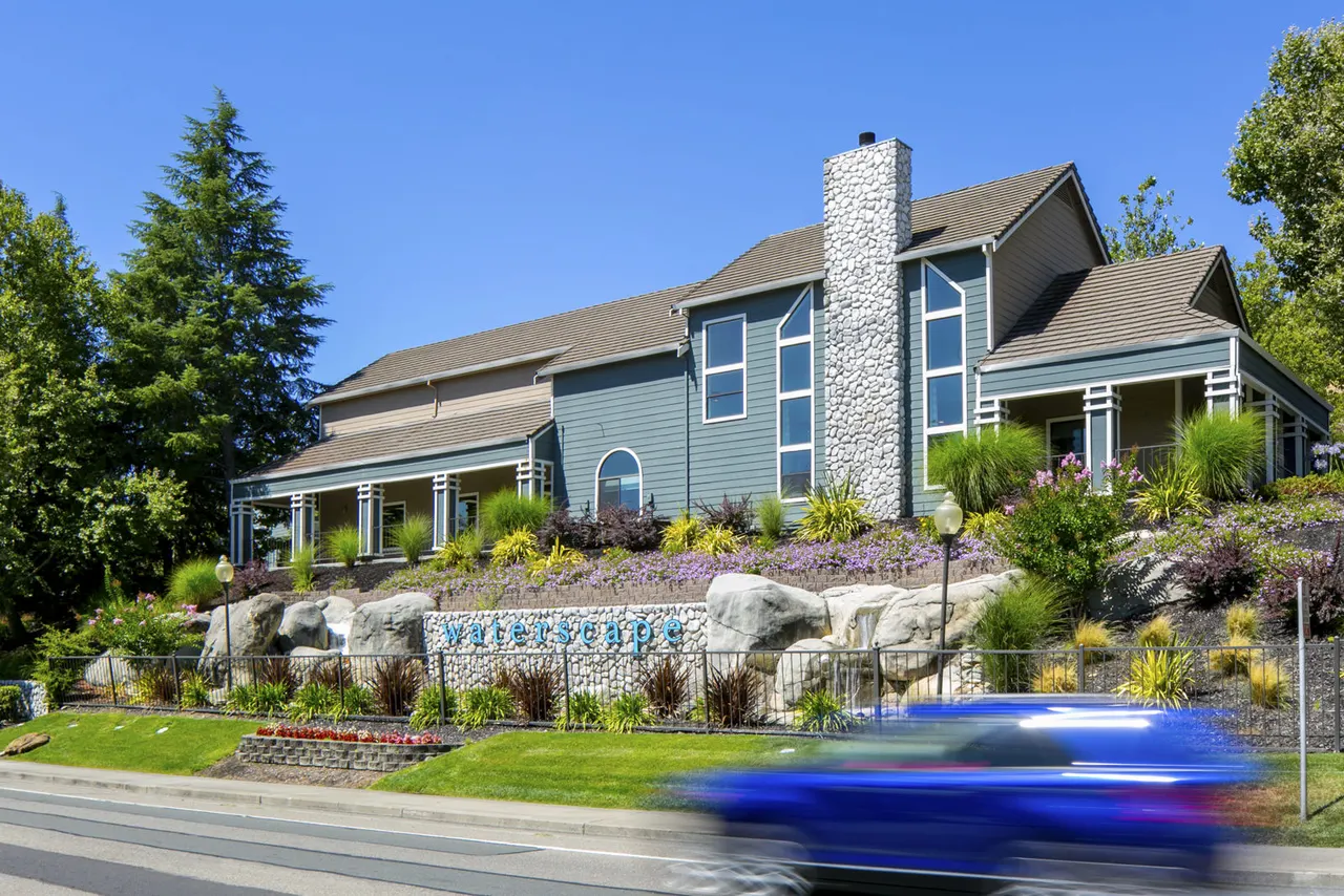 Waterscape Apartments