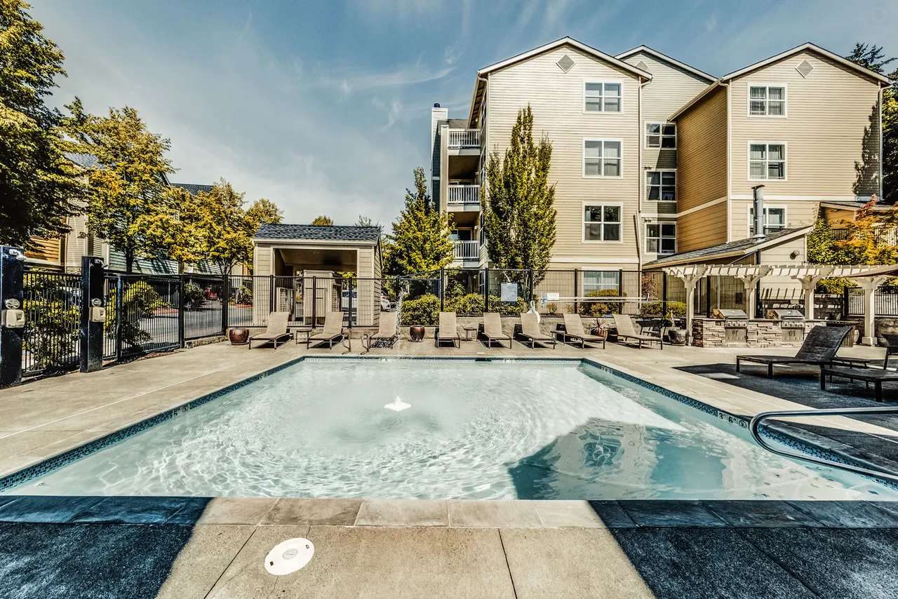 Bella Vista Apartments