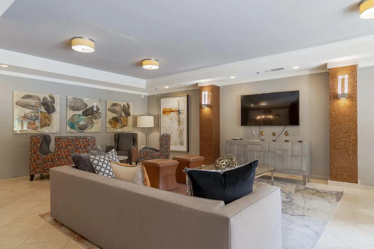 Peachtree Dunwoody Place