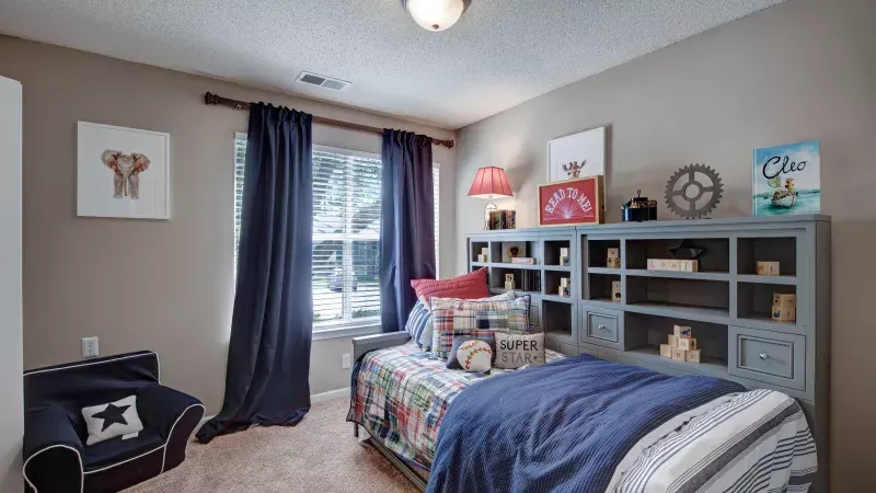 Woodlake Reserve Apartments