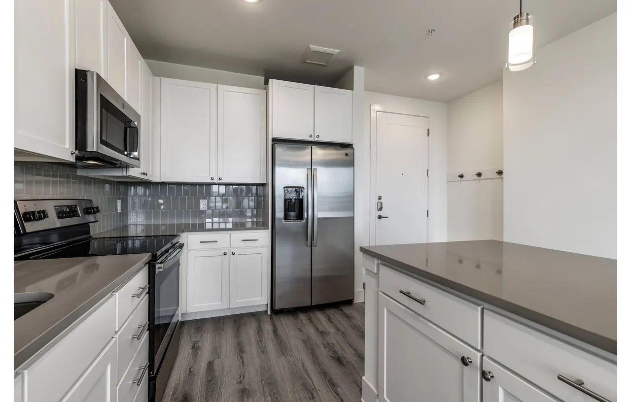 Crosstown Apartments