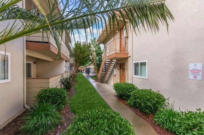 Ladera Woods Apartment Homes