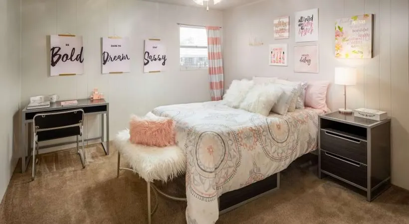 The Oaks Apartments