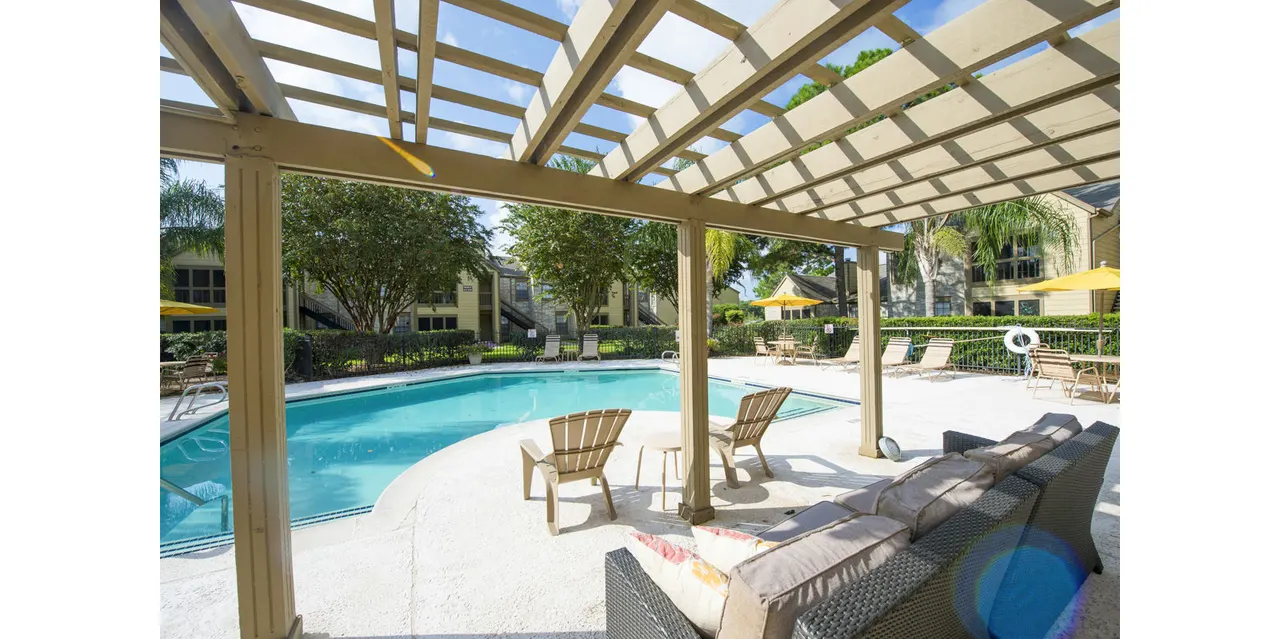 Huntcliff Apartments