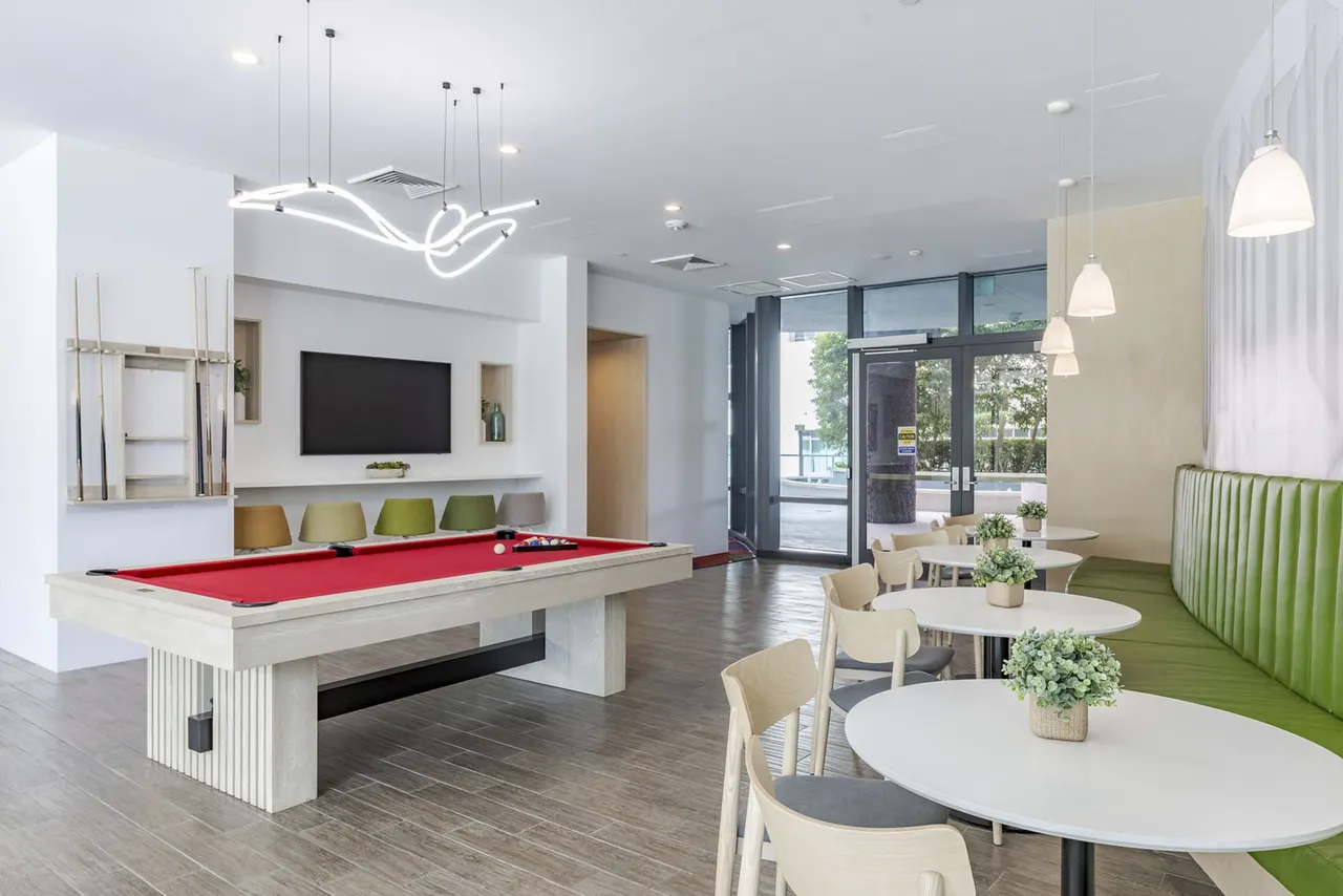Midtown 5