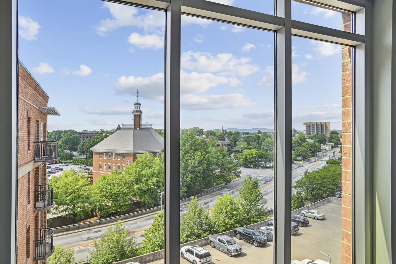Rivers Edge Apartments
