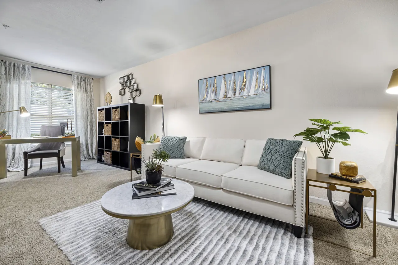 Encore at the Park Apartments