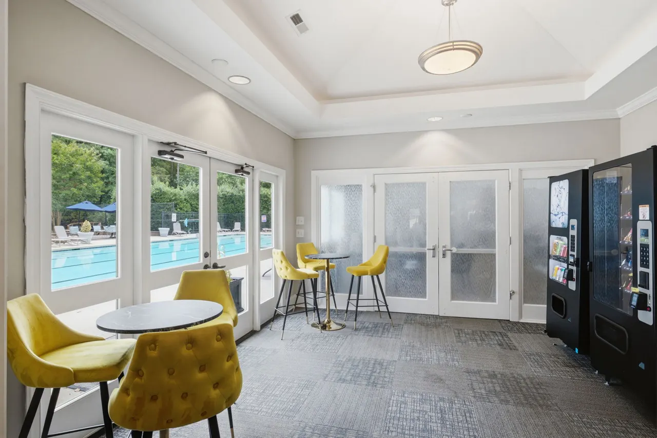 Shadowood Apartments &amp; Lofts
