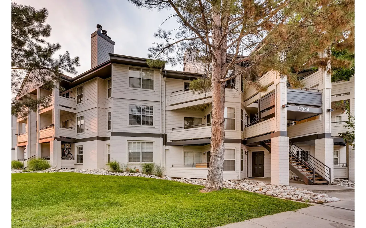 Village Creek Apartments